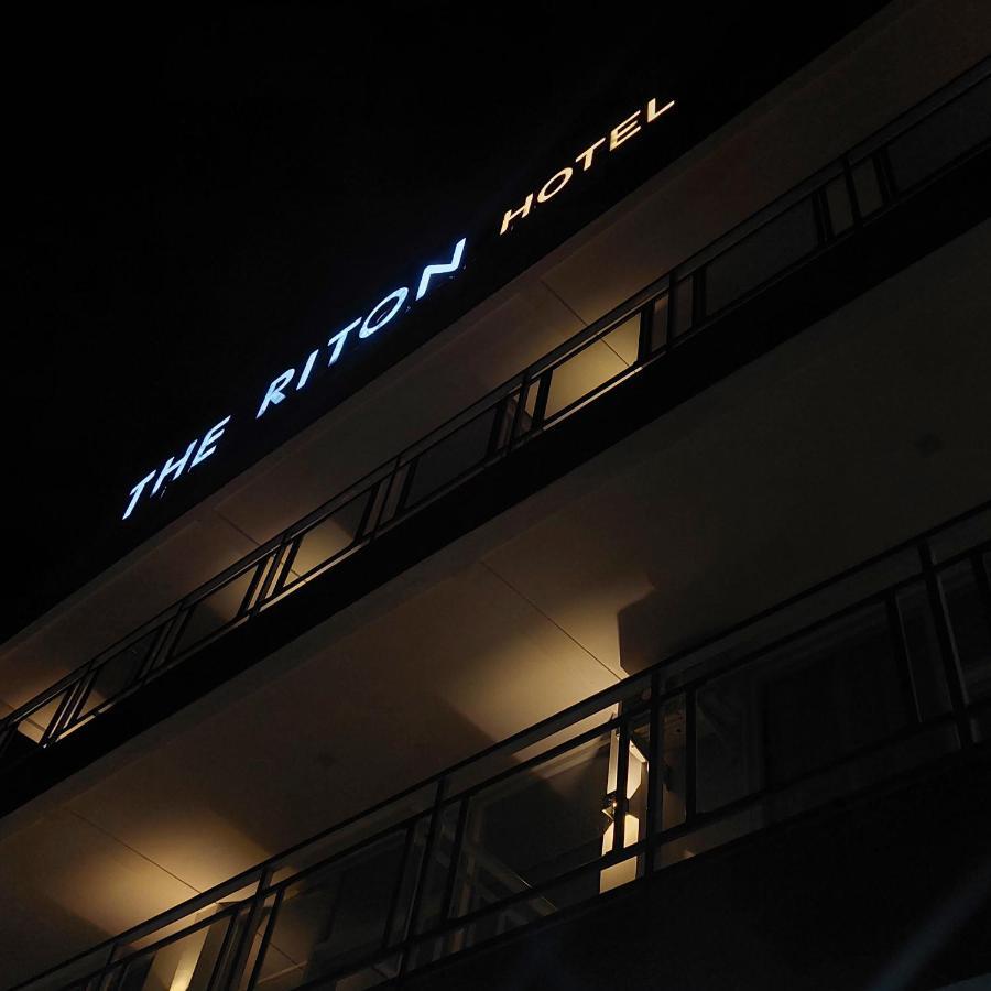 The Riton Hotel Tigaras Екстер'єр фото